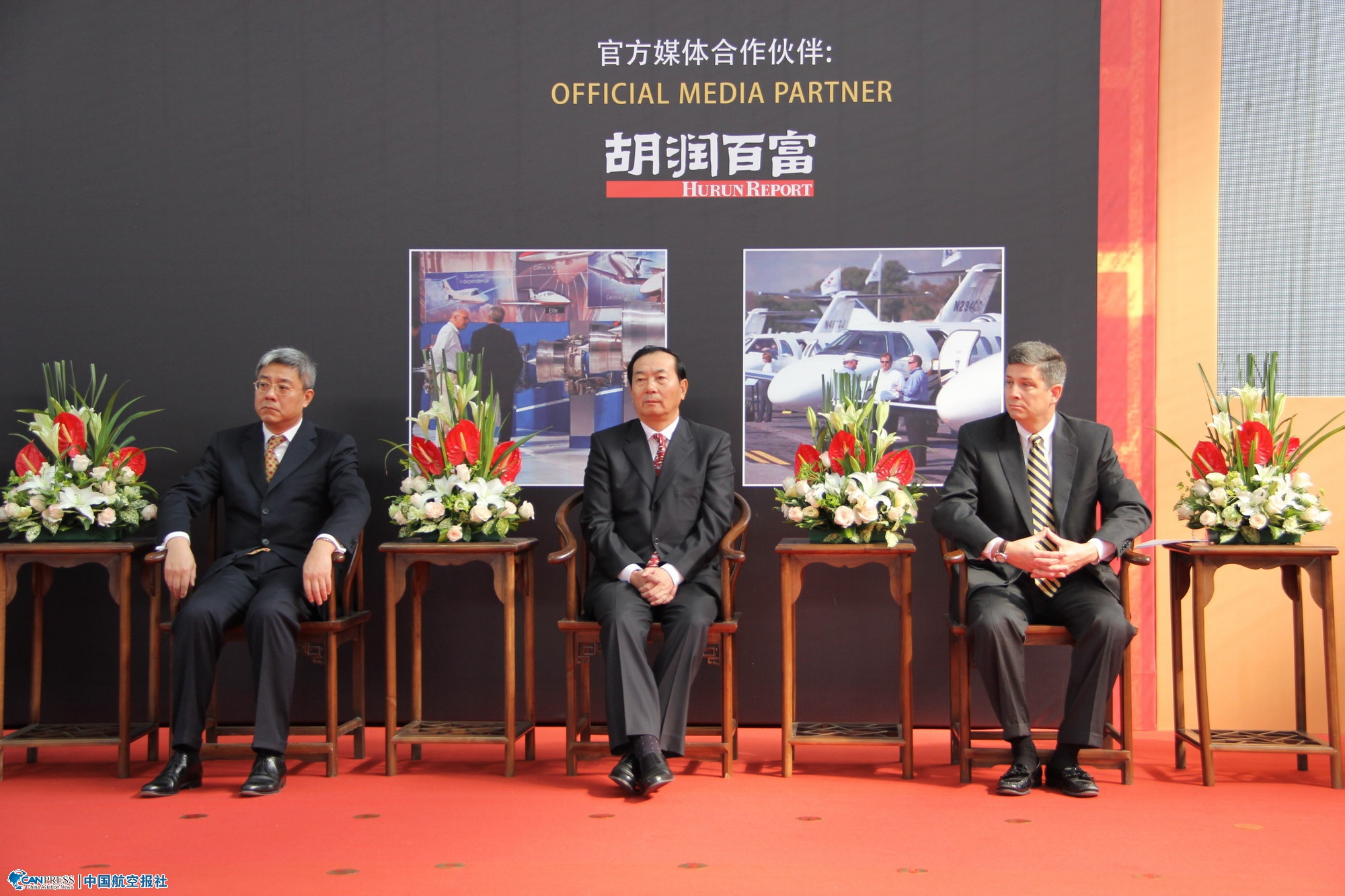 ���޹���(w��)���Օ�(hu��)�h��չ�[��(hu��)�_(k��i)Ļʽ